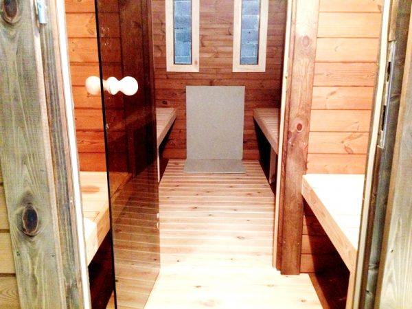 Sauna Barrel 4.5m 2.27m with changing room